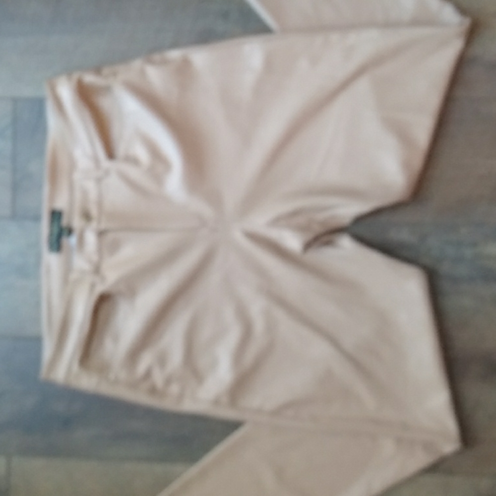 Guess - Picture 2 of 2